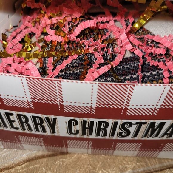 Closet Mystery sale   - Picture 7 of 9